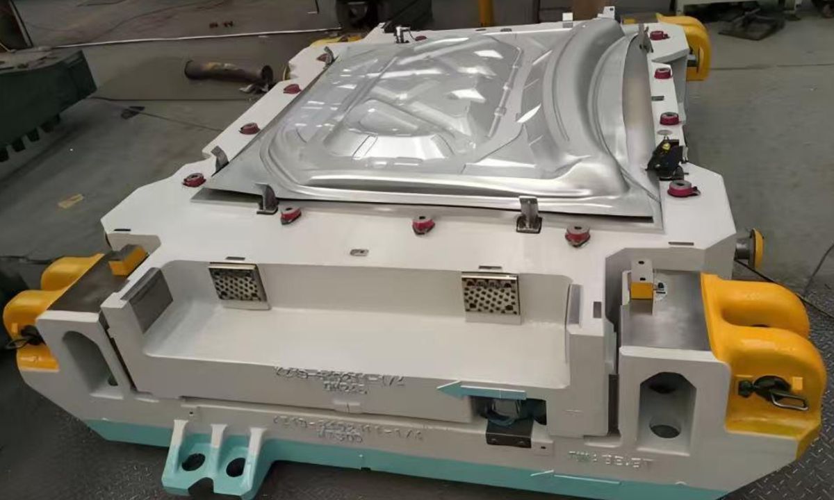 Sheet-metal tooling representative image